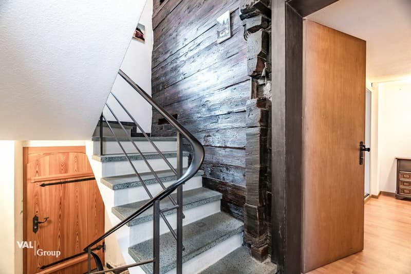 Historisches Flair und moderner Komfort in einem einzigartigen Zweifamilienhaus (10)
