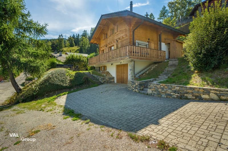 Vue, confort et bien-être! Superbe chalet meublé à La Tzoumaz (4)