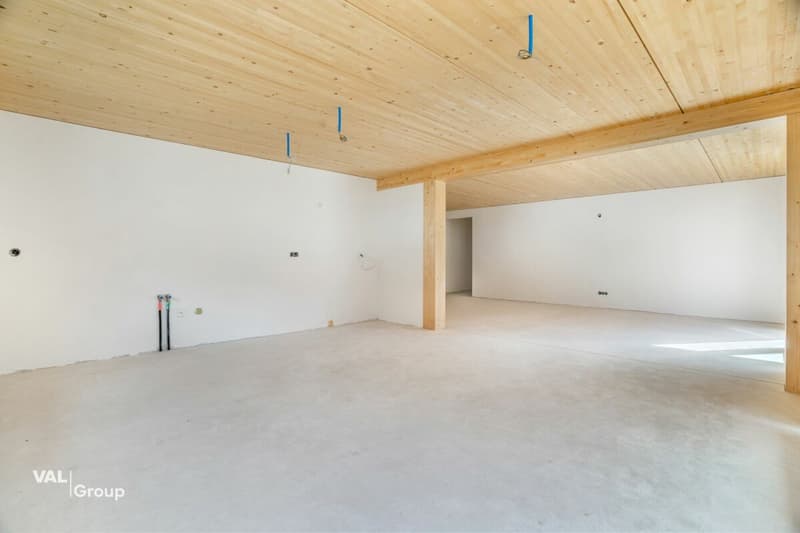 Aussergewöhnliche 5.5-Zimmer Attikawohnung in Steg (5)
