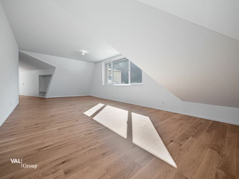 Grosszügig wohnen, besonders leben - Dachmaisonette mit Charakter (3)