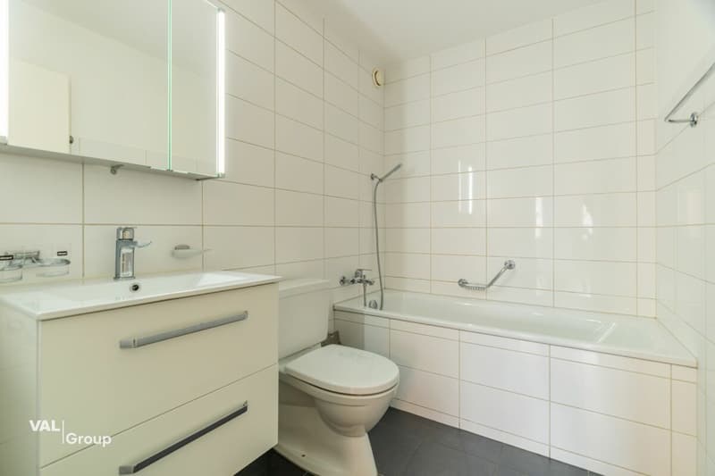 Moderne 2.5-Zimmer-Wohnung in zentraler Lage von Visp (6)