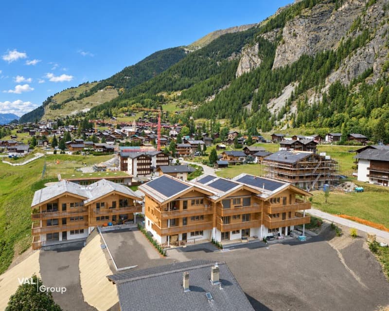 Face à la Dent Blanche, un lumineux 4,5 pièces prolongé par un agréable espace extérieur (3)