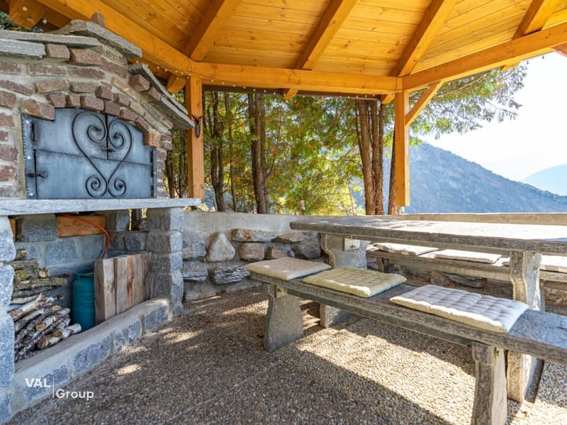 Seltenes Bijou über dem Rhonetal: Off-Grid-Chalet mit Traumaussicht (16)