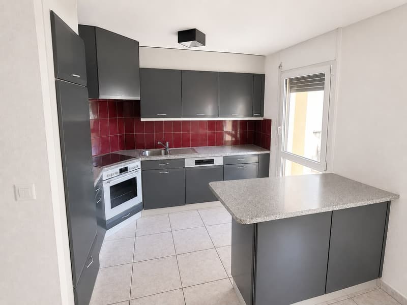 Appartement lumineux de 2 pièces avec balcon à La Sarraz (2)