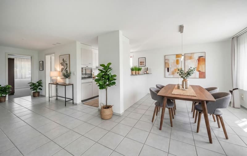 Besondere Wohnung mit Alpensicht zu verkaufen (3)