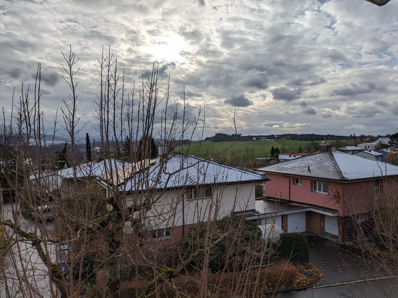 gemütliche 3,5-Zimmerwohnung mit Balkon (11)