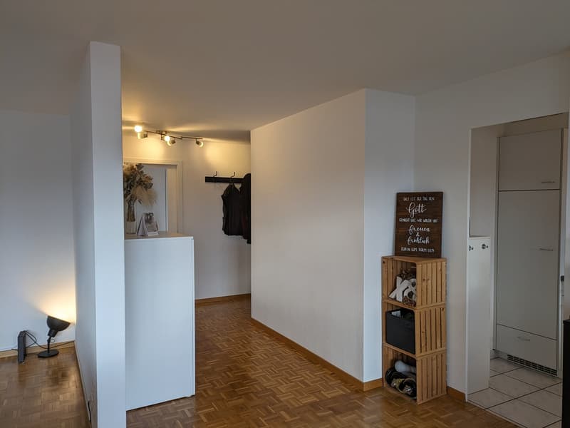 gemütliche 3,5-Zimmerwohnung mit Balkon (4)