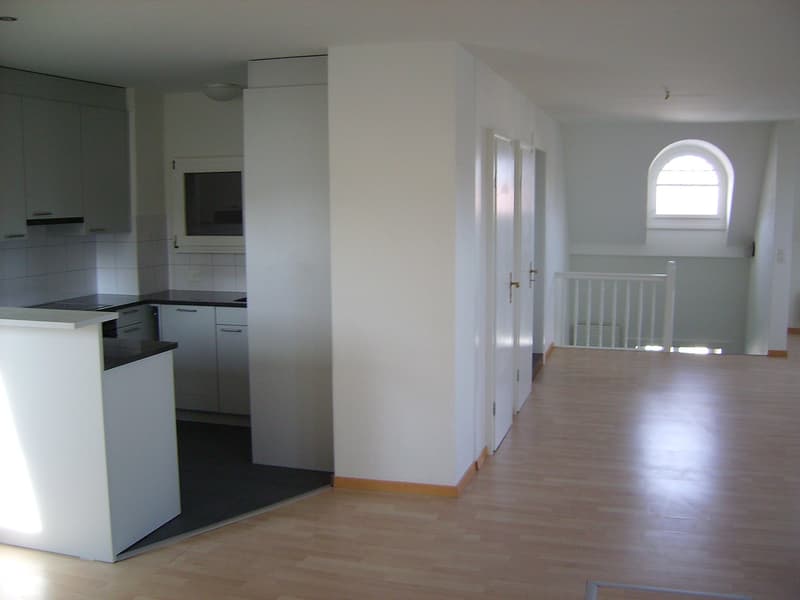 Charmante 1.5-Zimmer-Dachwohnung an der Länggassstrasse in Bern (10)