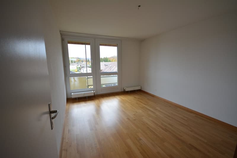 Helle 3.5-Zimmer-Wohnung mit Balkon in Lyssach – sofort verfügbar! (4)