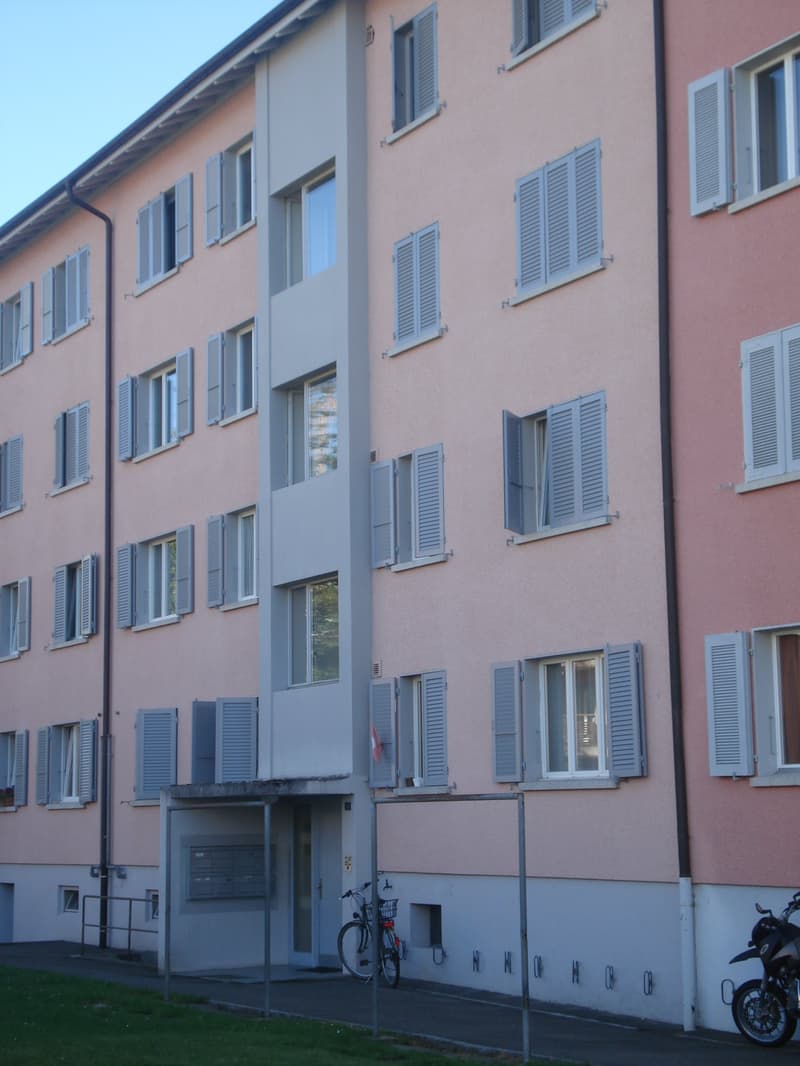 Helle 3-Zimmer-Wohnung mit Balkon in Ostermundigen (3)