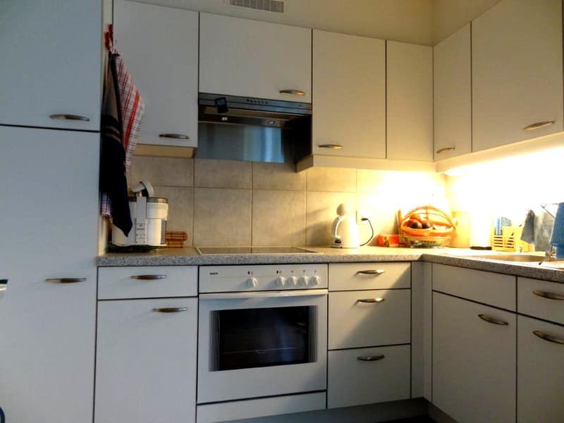 Helle 2-Zimmer-Wohnung mit Panoramablick in Ortschwaben (3)