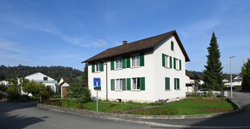 zu vermieten 4 Zi-Wohnung mit Essküche OG (2)