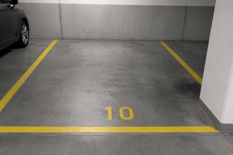 Parkplatz kann dazu gemietet werden