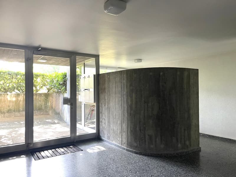 Schöner Grundriss & grosser gedeckter Balkon (9)