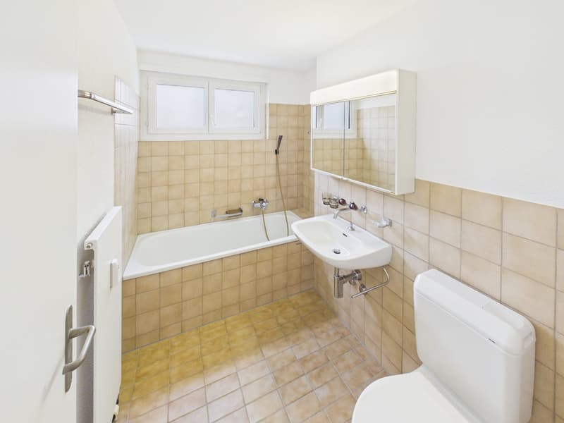 Ruhige 4.5-Zimmer-Wohnung mit Balkon in Arbon (8)
