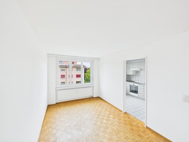 Ruhige 4.5-Zimmer-Wohnung mit Balkon in Arbon (5)