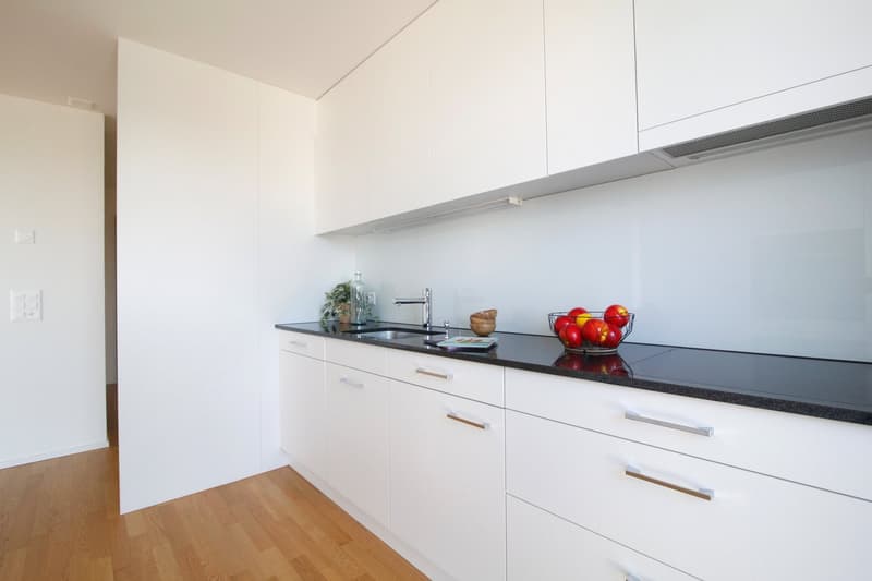 Moderne 3.5-Zimmer-Wohnung mit Loggia im Herzen von Wil (2)
