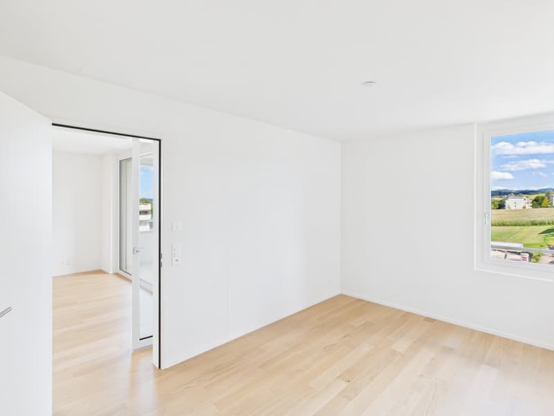 Moderne 2.5-Zimmer-Wohnung mit Balkon in Uzwil (3)