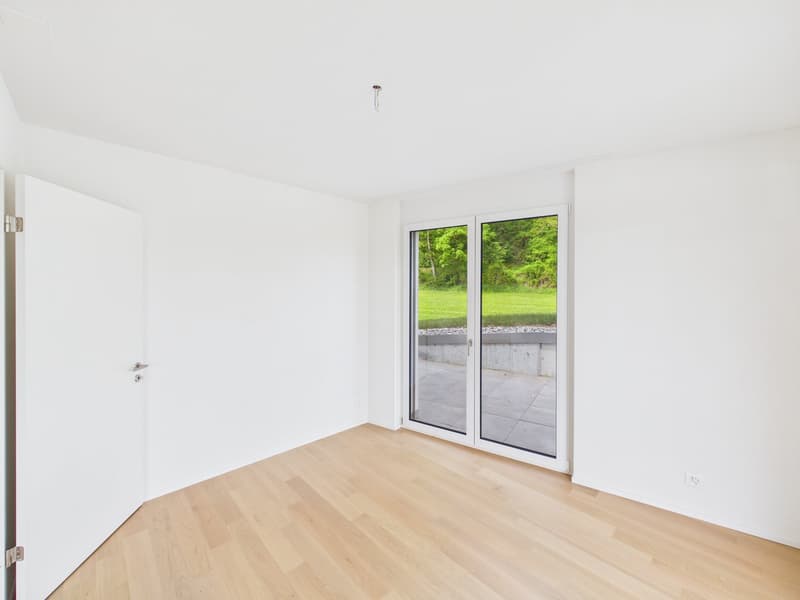 Moderne 2.5-Zimmerwohnung mit 14m2 Balkon (10)