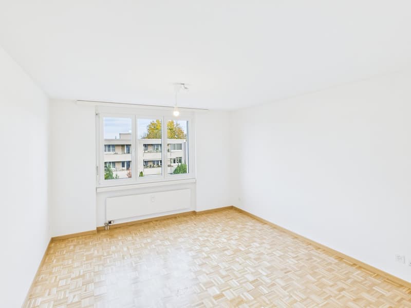 Sonnige 4.5-Zimmer-Wohnung mit Balkon in Arbon (7)