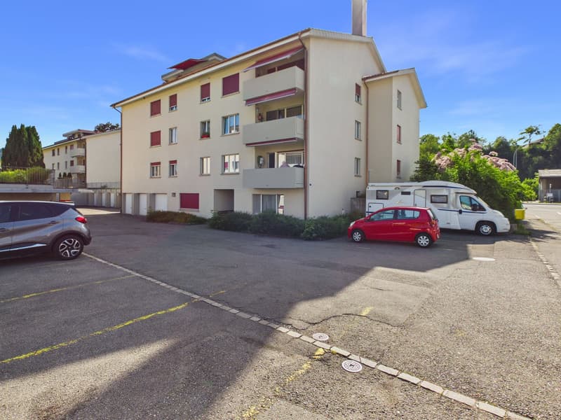 Helle und renovierte 4.5-Zimmerwohnung mit Balkon (13)
