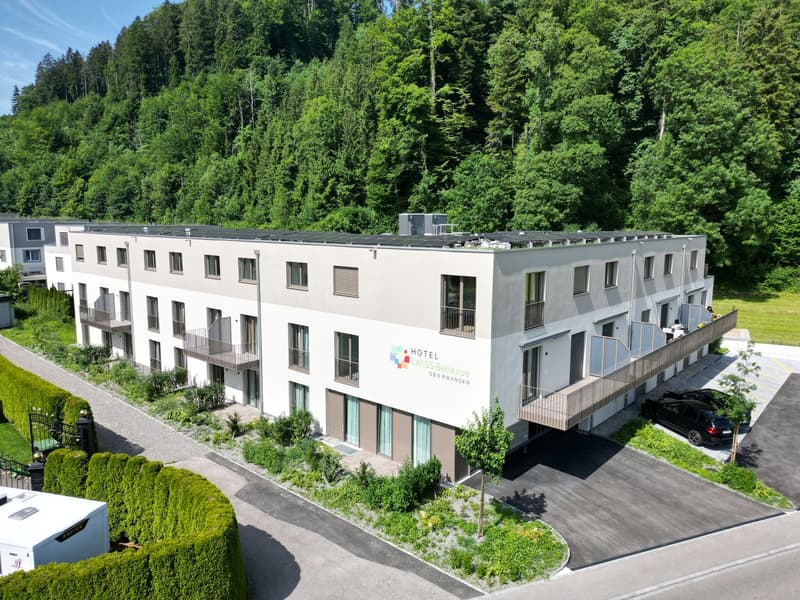 Neuwertige 3.5-Zimmer-Wohnung (10)