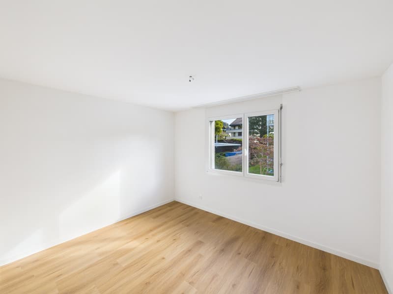 Renovierte 3.5-Zimmer-Wohnung mit Balkon und schöner Aussicht (9)