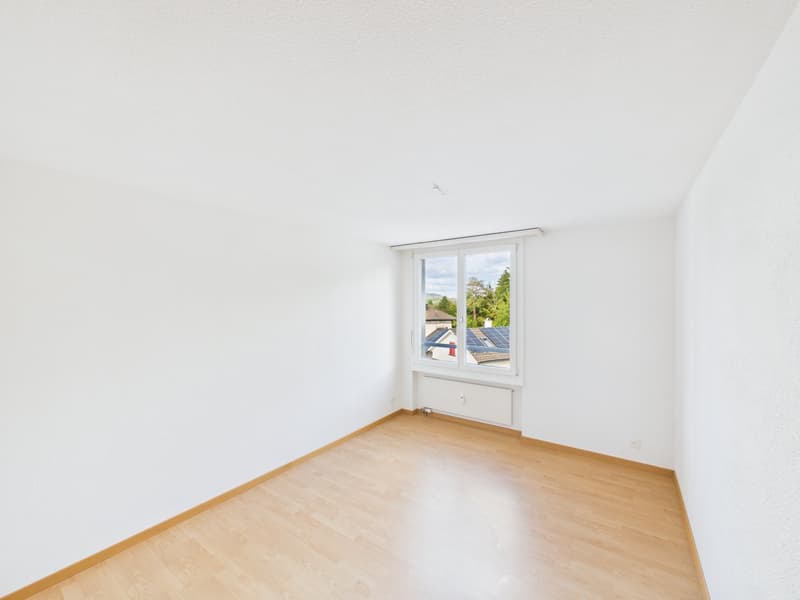 Grosszügige 6-Zimmer-Dachwohnung an ruhiger Lage in Uzwil (16)