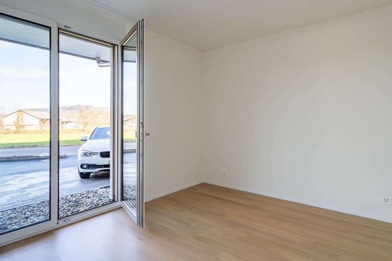 Moderne 2.5-Zimmer-Wohnung an ruhiger Lage (5)