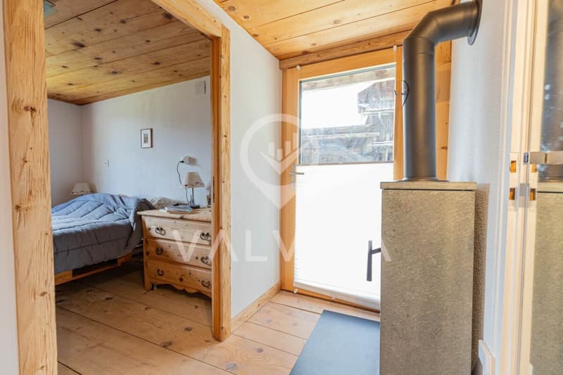 Tradition meets Modernity - lovingly renovated 5.5-room apartment with vegetable garden (12)