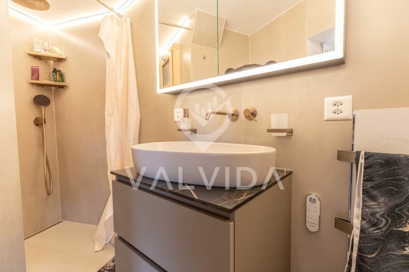 Tradition meets Modernity - lovingly renovated 5.5-room apartment with vegetable garden (2)