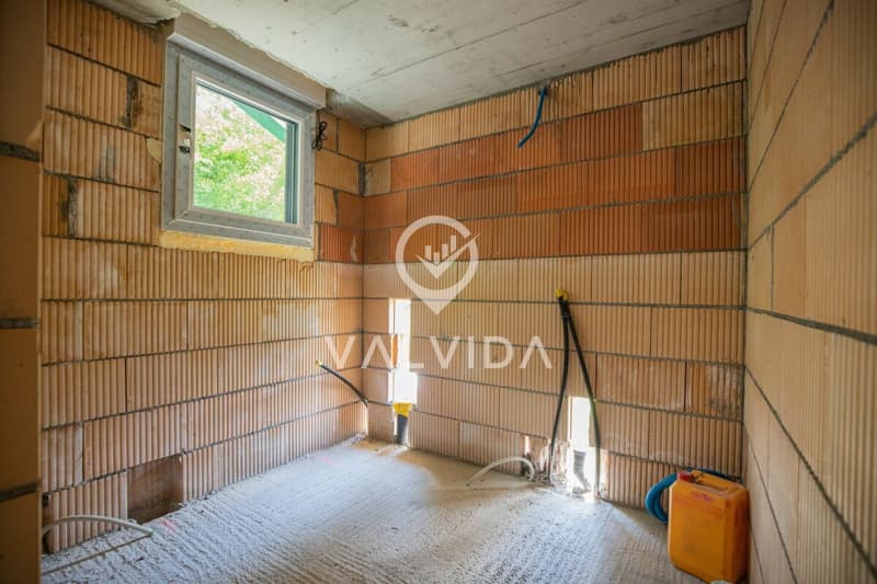 La tua nuova casa in mezzo alla natura. Un rifugio con vista panoramica (9)