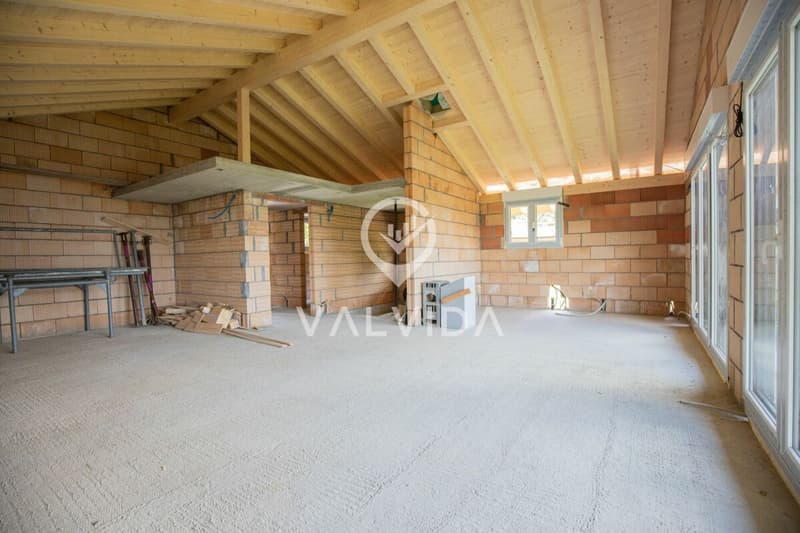 La tua nuova casa in mezzo alla natura. Un rifugio con vista panoramica (7)