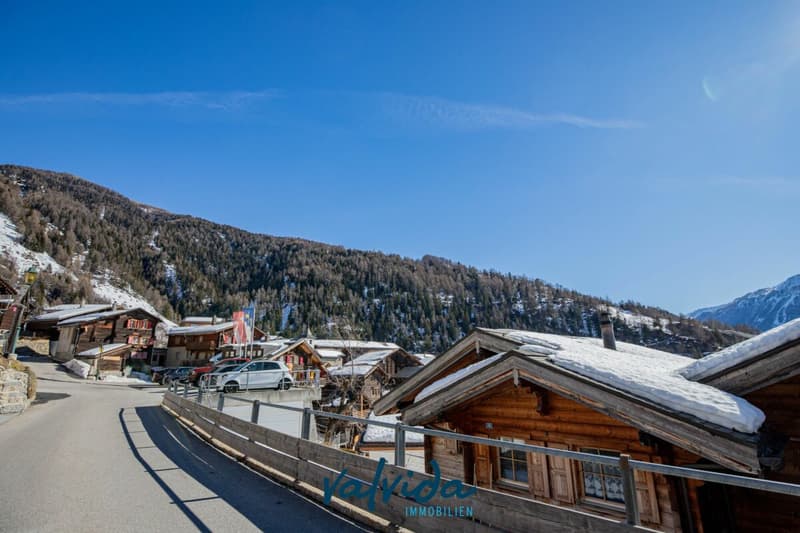 Vivere dove gli altri fanno vacanza - chalet di 5 locali con panorama a Feschel (26)