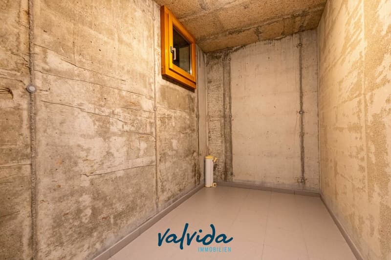 Vivere dove gli altri fanno vacanza - chalet di 5 locali con panorama a Feschel (20)