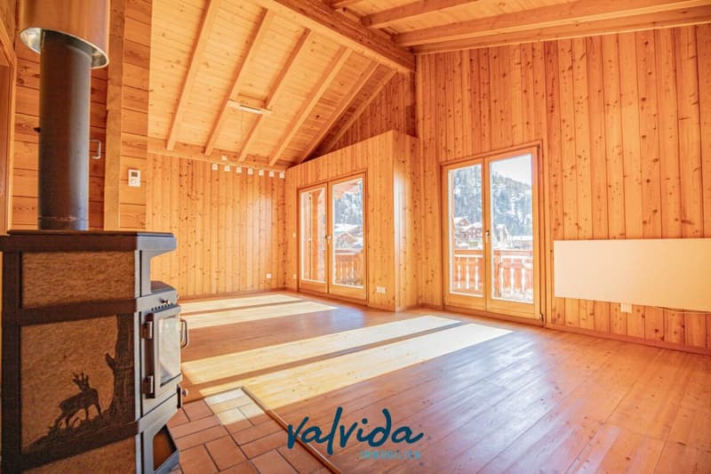 Vivere dove gli altri fanno vacanza - chalet di 5 locali con panorama a Feschel (3)
