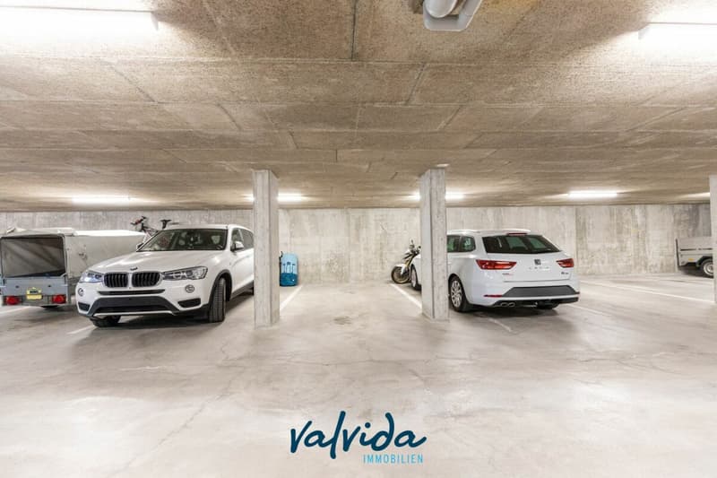 Parkplatz in Einstellhalle in Susten zu verkaufen (1)