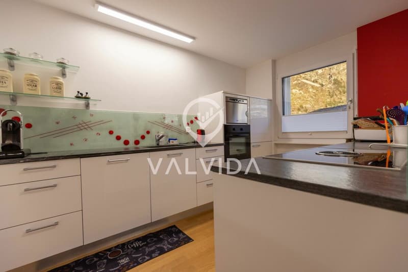 Top-Deal: 4.5-Zimmer-Wohnung mit 2 Balkonen, Garage & Gäste-WC (2)
