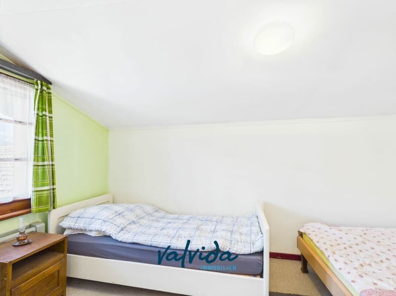 Grosszügige 5.5-Zimmerwohnung im Herzen von Hohtenn (11)
