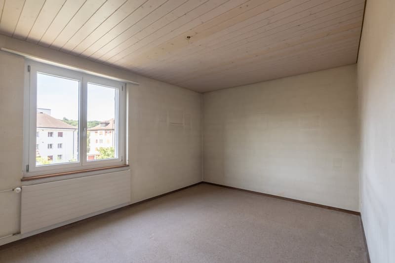 4-Zimmerwohnung an ruhiger und zentraler Lage mit Gestaltungspotenzial (7)