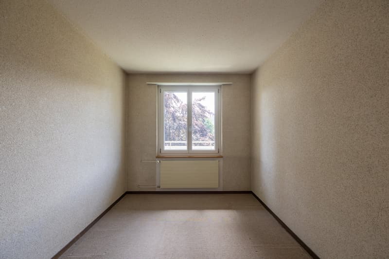 4-Zimmerwohnung an ruhiger und zentraler Lage mit Gestaltungspotenzial (6)