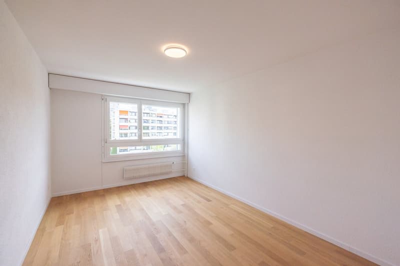 Moderne Eckwohnung mit Stil und Weitsicht (9)