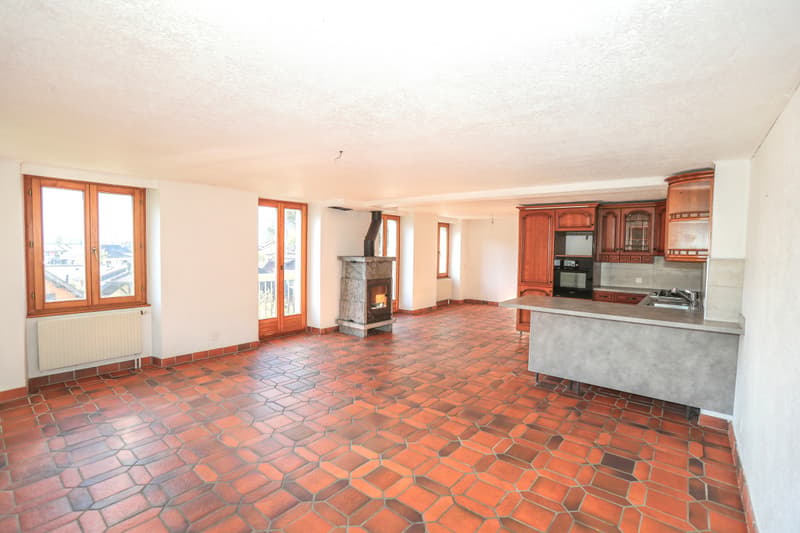 Maison de 2 appartements 3,5 pièces + 1 studio indépendant, Grand potentiel ! (8)