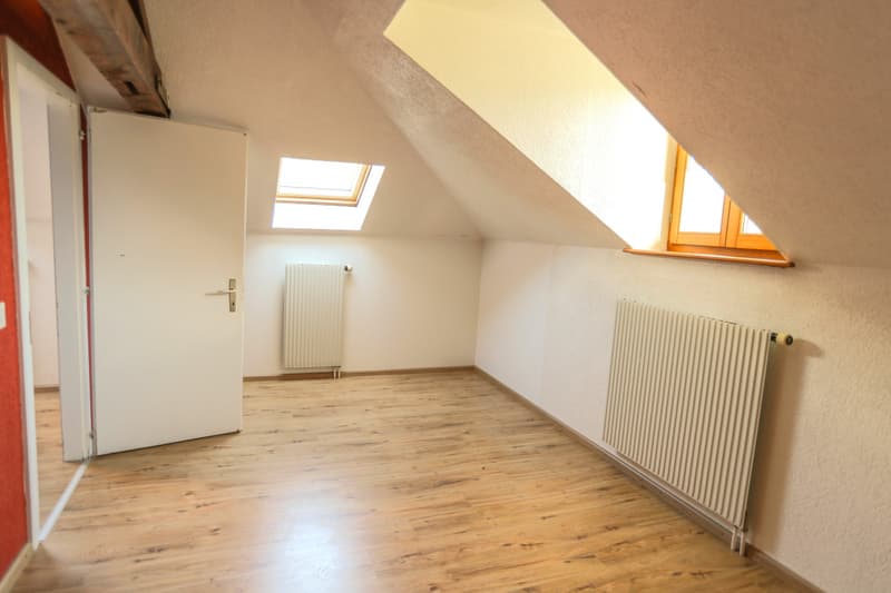 Maison de 2 appartements 3,5 pièces + 1 studio indépendant, Grand potentiel ! (11)