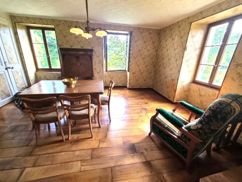Une propriété de caractère dans l'écrin de verdure du Golf de Lavaux (12)