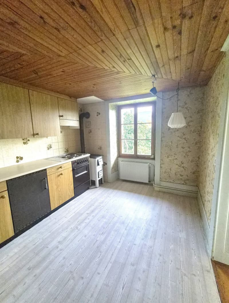 Une propriété de caractère dans l'écrin de verdure du Golf de Lavaux (13)