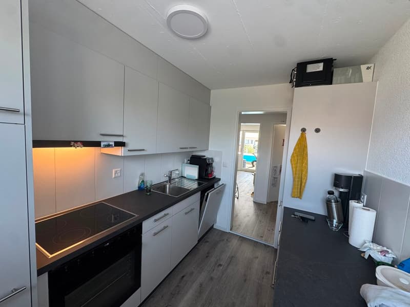 Helle und renovierte 3 Zimmer Gartenwohnung an ruhiger Lage in Uetendorf (6)