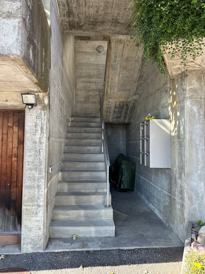 Modernisierte und grosszügige 4.5 Zimmer Dachwohnung an ruhiger Lage (13)
