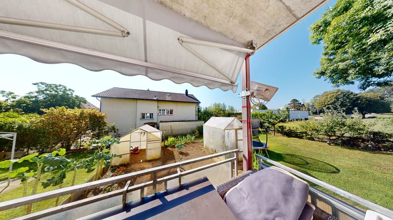Maison multifamiliale centrale avec grand jardin (11)
