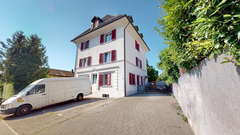 Maison multifamiliale centrale avec grand jardin (12)